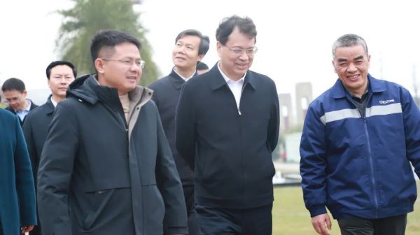 成就突飞猛进 | 时隔两年，贵州省副省长郭锡文再访CA88官方网站