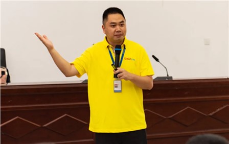 CA88官方网站明星讲师丨周旺：把学员当成“客户” 用工匠心灵打磨每一堂课